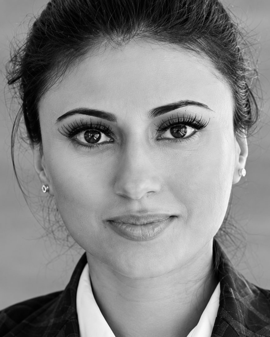 Portrait of Dr Tia Kansara